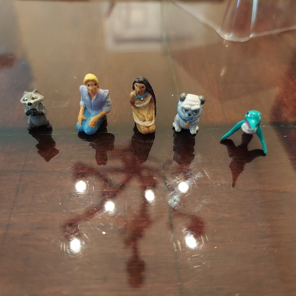 Disney Pocahontas Mini Figurine SetSOLD - Picture 10 of 17